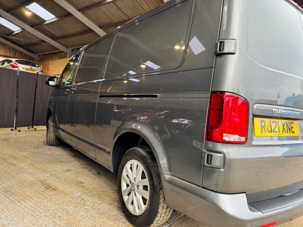 VOLKSWAGEN TRANSPORTER