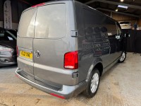 VOLKSWAGEN TRANSPORTER