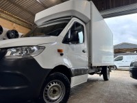 MERCEDES-BENZ SPRINTER