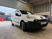 PEUGEOT PARTNER
