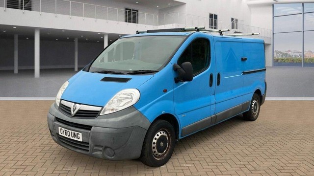 VAUXHALL VIVARO