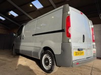 VAUXHALL VIVARO