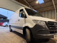 MERCEDES-BENZ SPRINTER