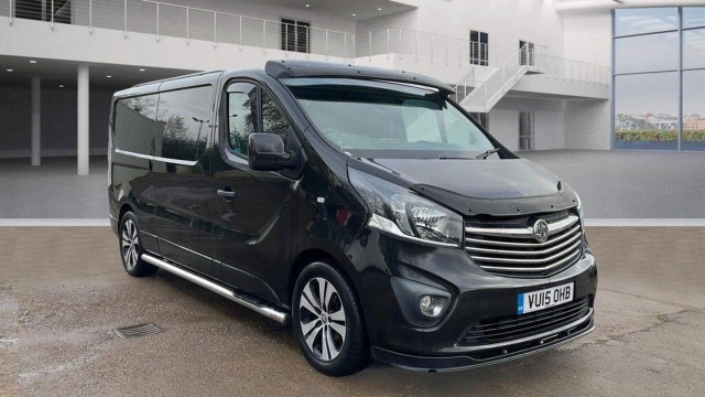 VAUXHALL VIVARO