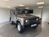LAND ROVER DEFENDER 90