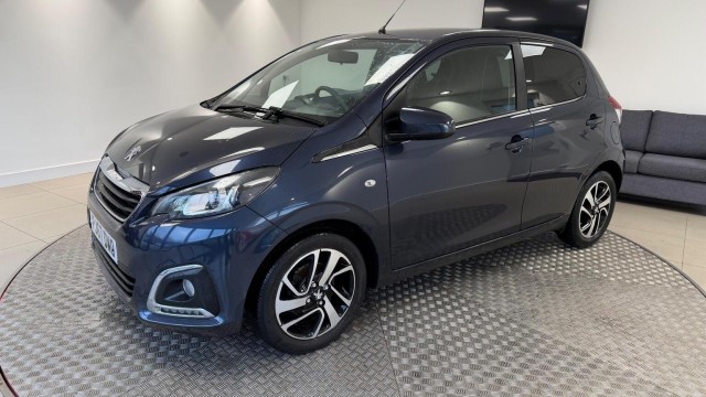 PEUGEOT 108