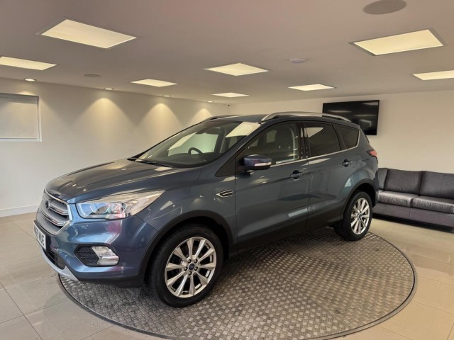 FORD KUGA