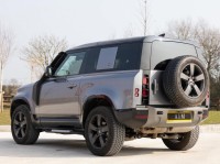 LAND ROVER DEFENDER 90