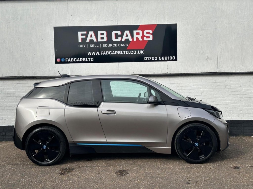 BMW I3