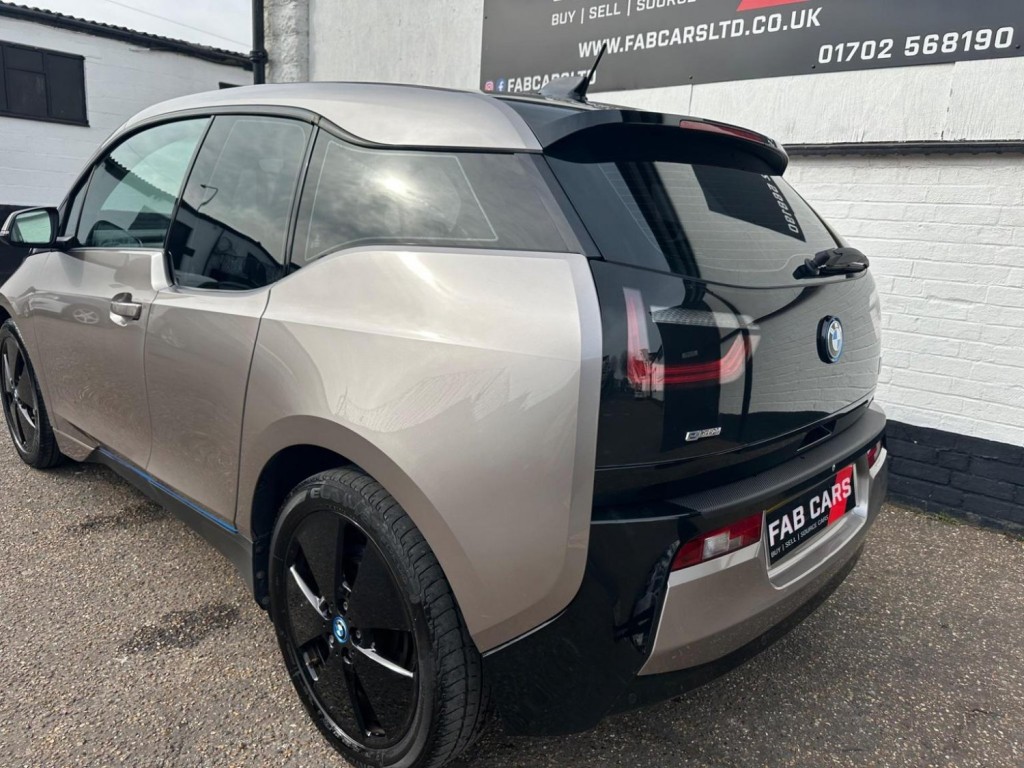 BMW I3