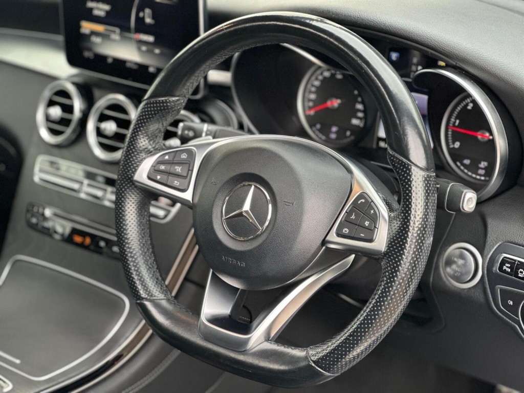 MERCEDES-BENZ GLC