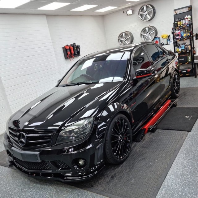 MERCEDES-BENZ C CLASS