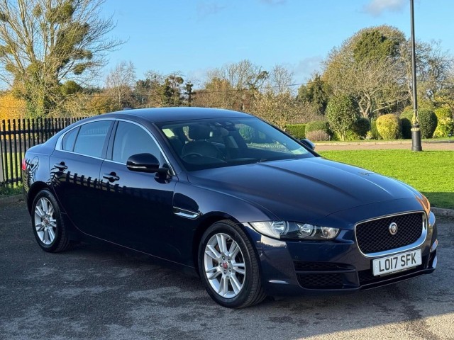 JAGUAR XE