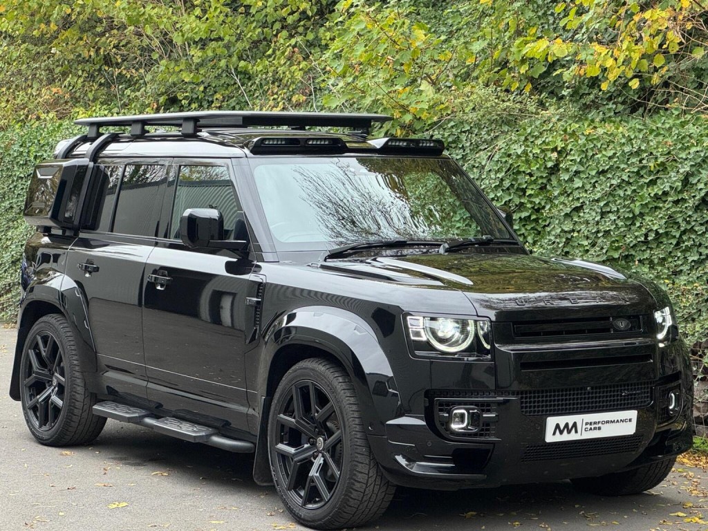 LAND ROVER DEFENDER 110