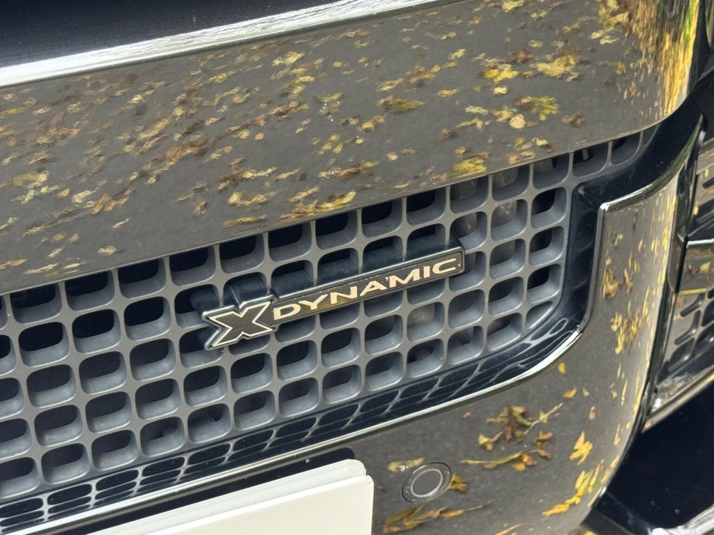 LAND ROVER DEFENDER 110