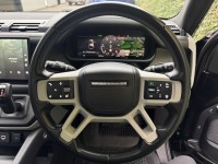 LAND ROVER DEFENDER 110
