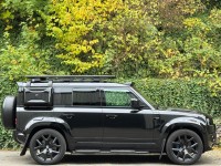 LAND ROVER DEFENDER 110