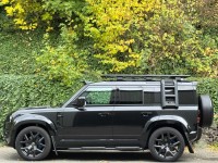 LAND ROVER DEFENDER 110