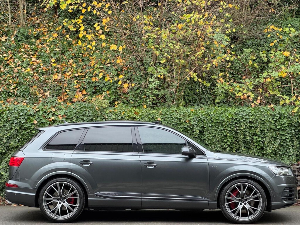 AUDI SQ7