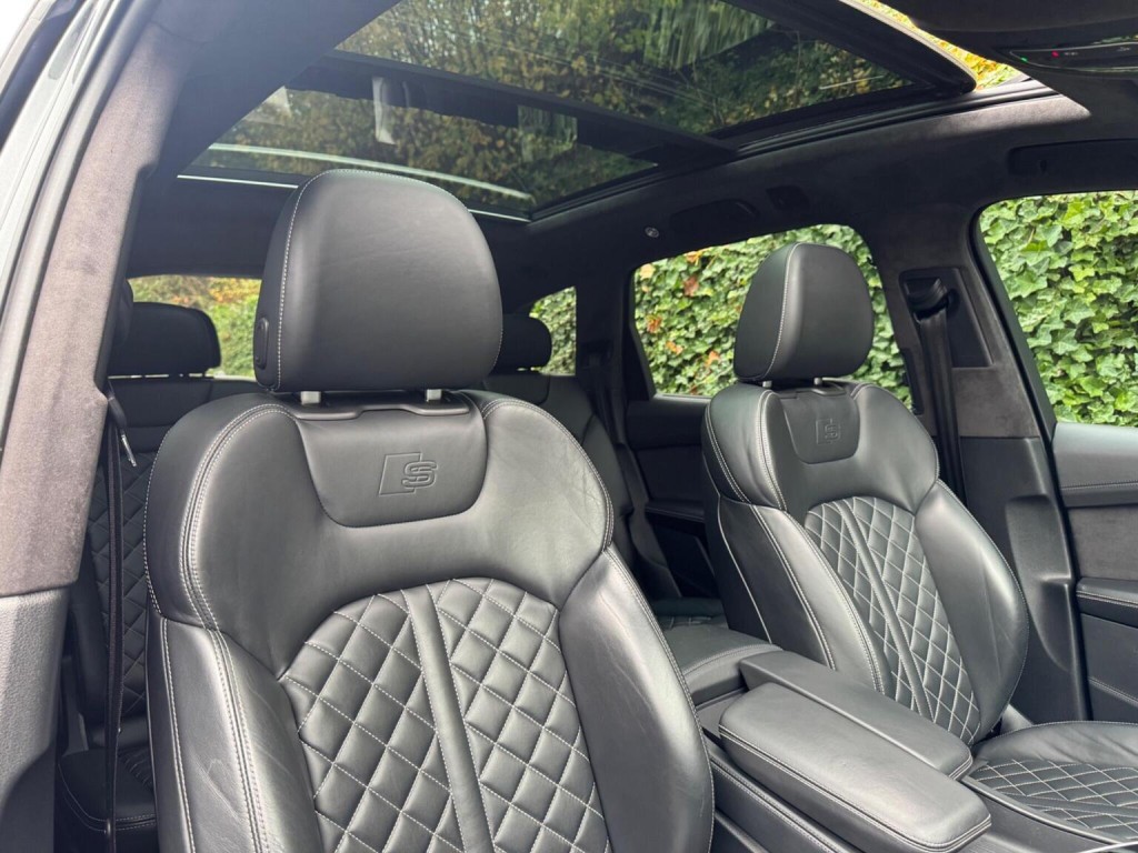 AUDI SQ7