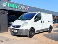 VAUXHALL VIVARO