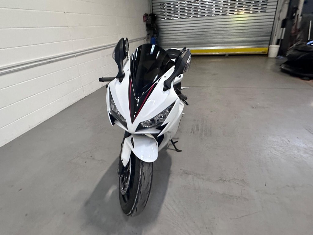 HONDA CBR1000RR Fireblade