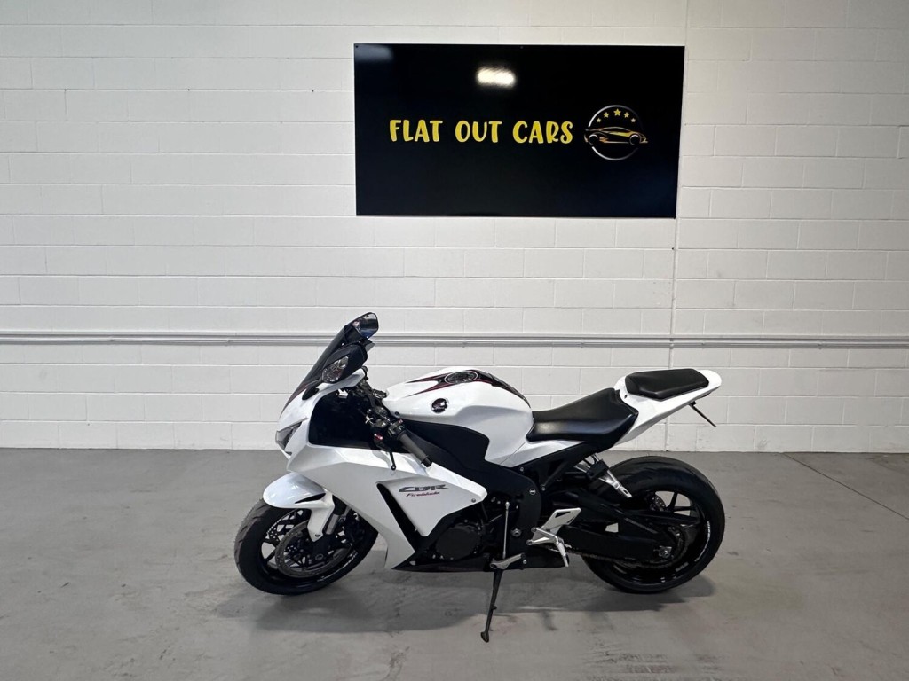 HONDA CBR1000RR Fireblade