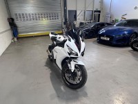 HONDA CBR1000RR Fireblade