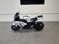 HONDA CBR1000RR Fireblade