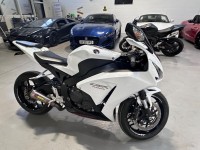 HONDA CBR1000RR Fireblade