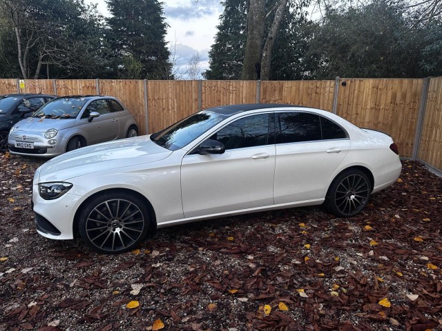 MERCEDES-BENZ E CLASS