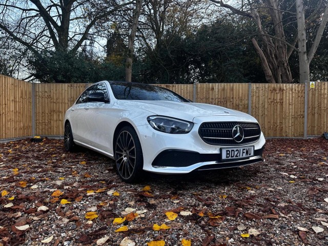 MERCEDES-BENZ E CLASS