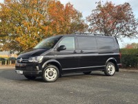 VOLKSWAGEN TRANSPORTER SHUTTLE