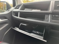 VOLKSWAGEN TRANSPORTER SHUTTLE