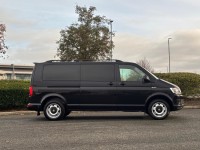 VOLKSWAGEN TRANSPORTER SHUTTLE