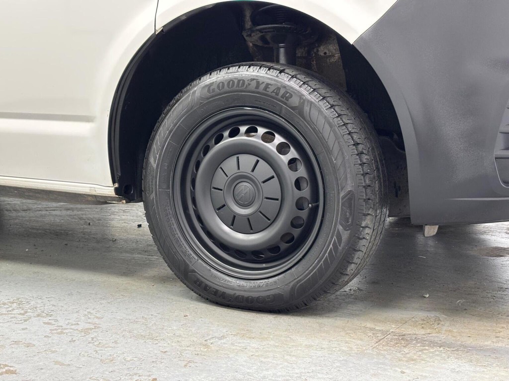 VOLKSWAGEN TRANSPORTER