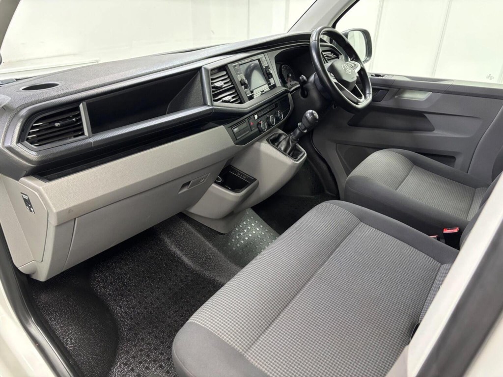 VOLKSWAGEN TRANSPORTER