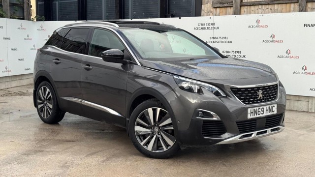 PEUGEOT 3008