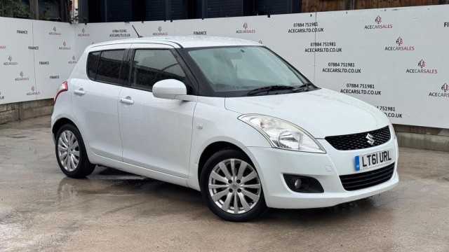 SUZUKI SWIFT