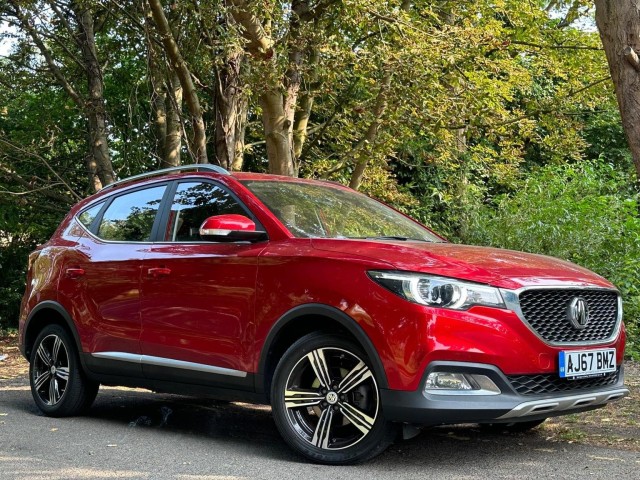 MG ZS