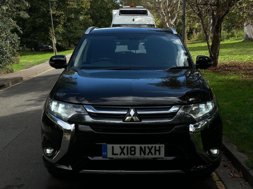 MITSUBISHI OUTLANDER