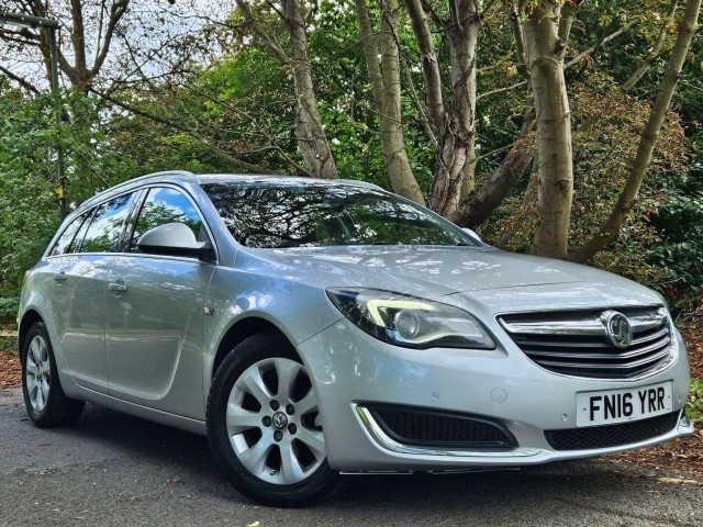VAUXHALL INSIGNIA