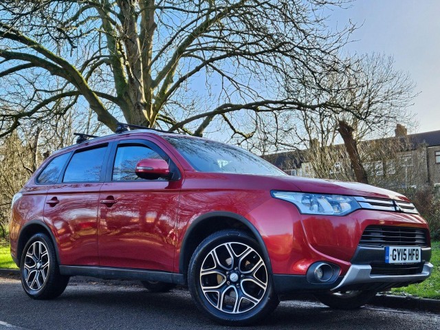 MITSUBISHI OUTLANDER