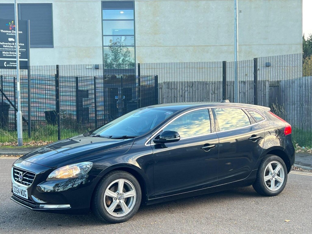 VOLVO V40