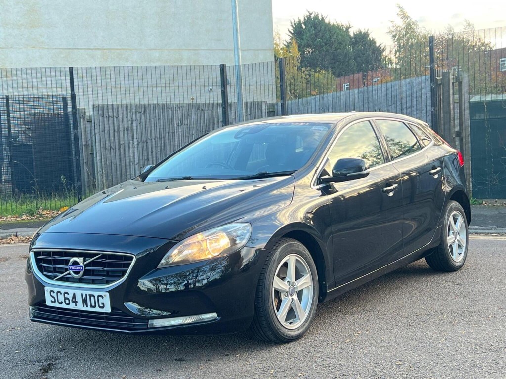 VOLVO V40
