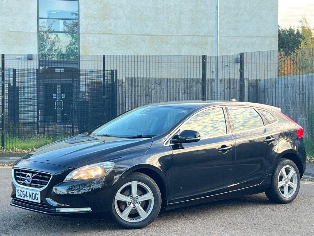 VOLVO V40
