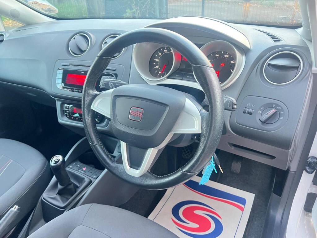 SEAT IBIZA