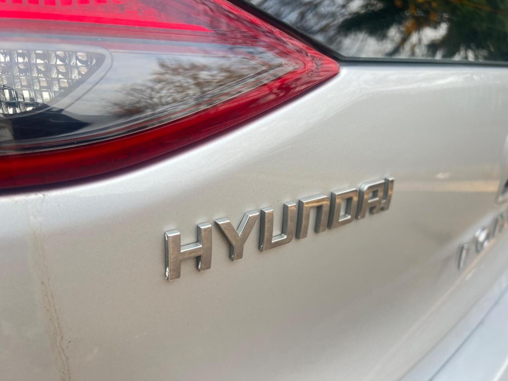 HYUNDAI IONIQ