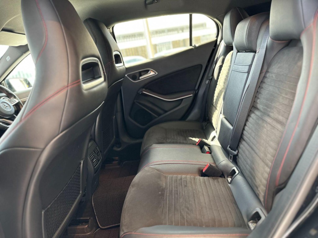 MERCEDES-BENZ GLA CLASS