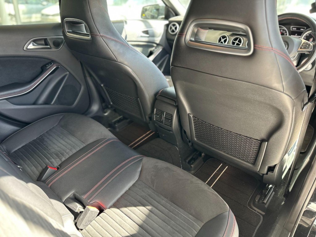 MERCEDES-BENZ GLA CLASS